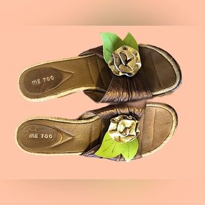 Gorgeous flower leather Me Too wedge sandals